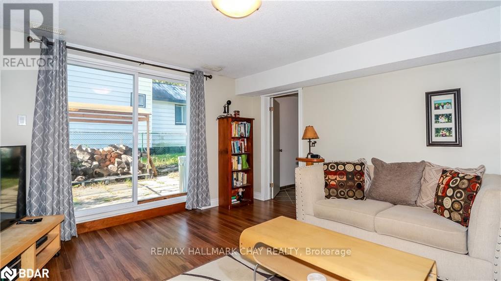250 Superior Street, Clearview, Ontario  L0M 1S0 - Photo 27 - S12429486