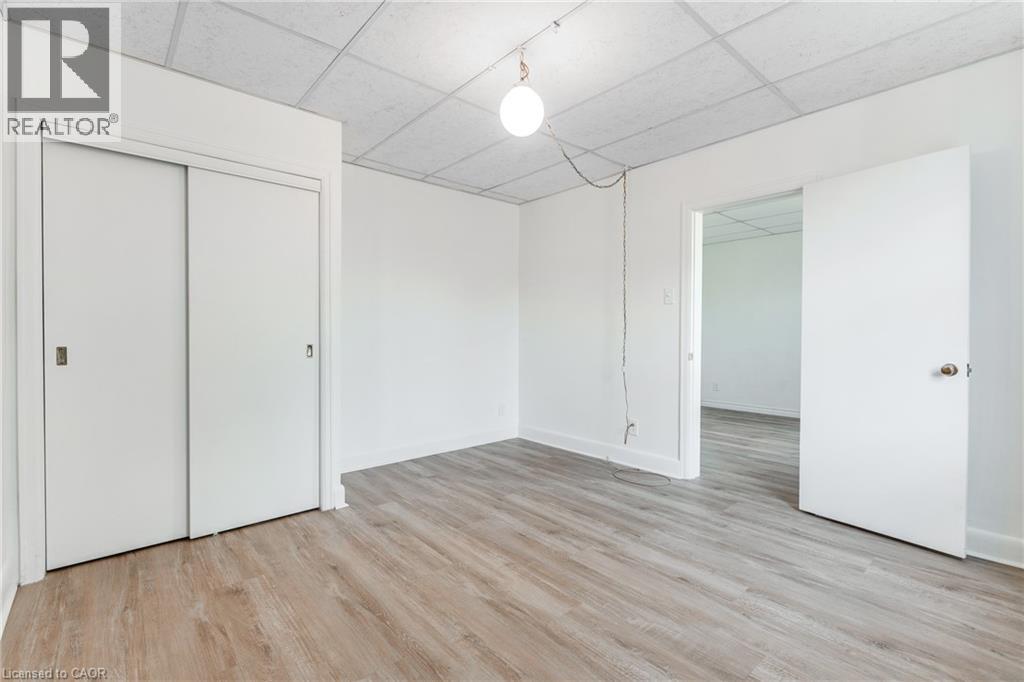 45 East Bend Avenue N, Hamilton, Ontario  L8L 7E1 - Photo 7 - 40742676