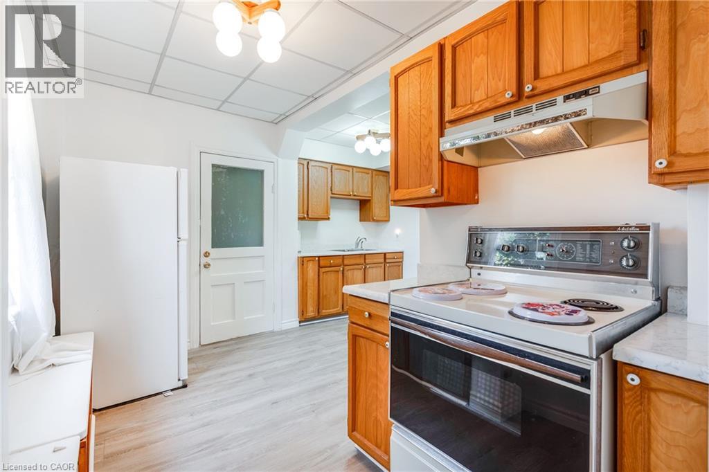 45 East Bend Avenue N, Hamilton, Ontario  L8L 7E1 - Photo 12 - 40742676