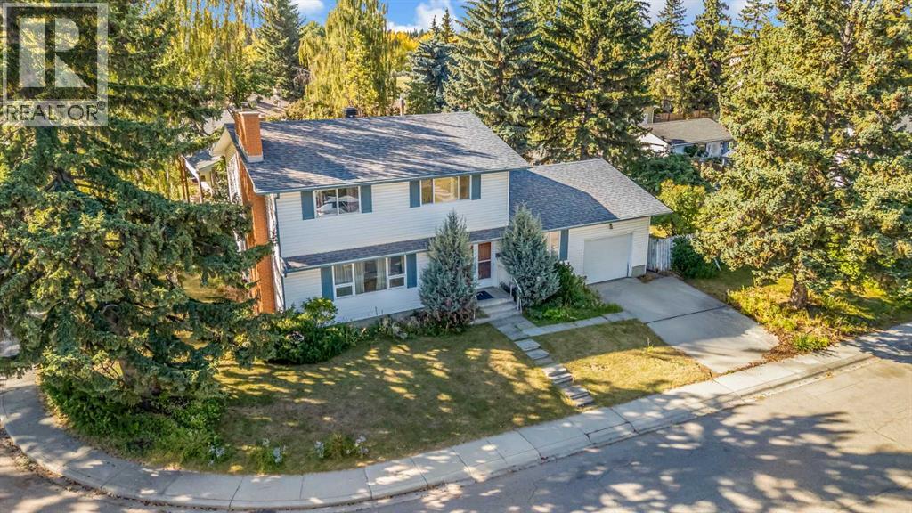 11027 Bradbury Drive Sw, Calgary, Alberta  T2W 1B1 - Photo 2 - A2260148