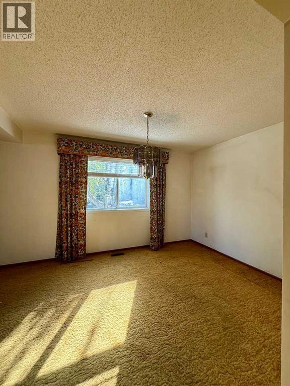 11027 Bradbury Drive Sw, Calgary, Alberta  T2W 1B1 - Photo 28 - A2260148