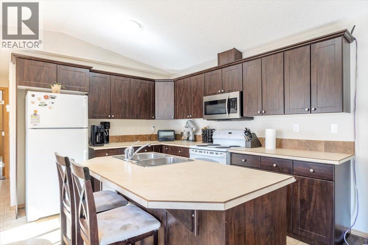 100 Aspen Drive Unit# 6, sparwood, British Columbia