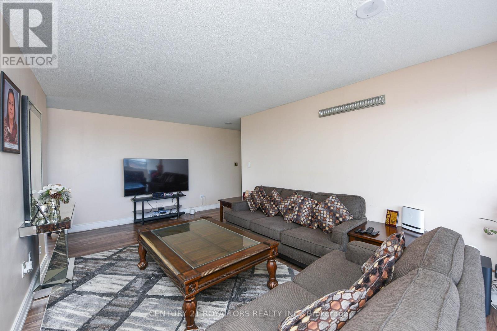 1602 - 30 Malta Avenue, Brampton, Ontario  L6Y 4S5 - Photo 12 - W12429454