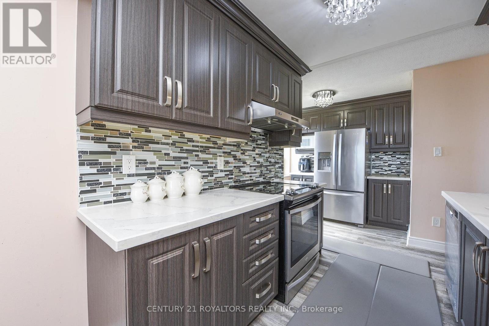1602 - 30 Malta Avenue, Brampton, Ontario  L6Y 4S5 - Photo 17 - W12429454