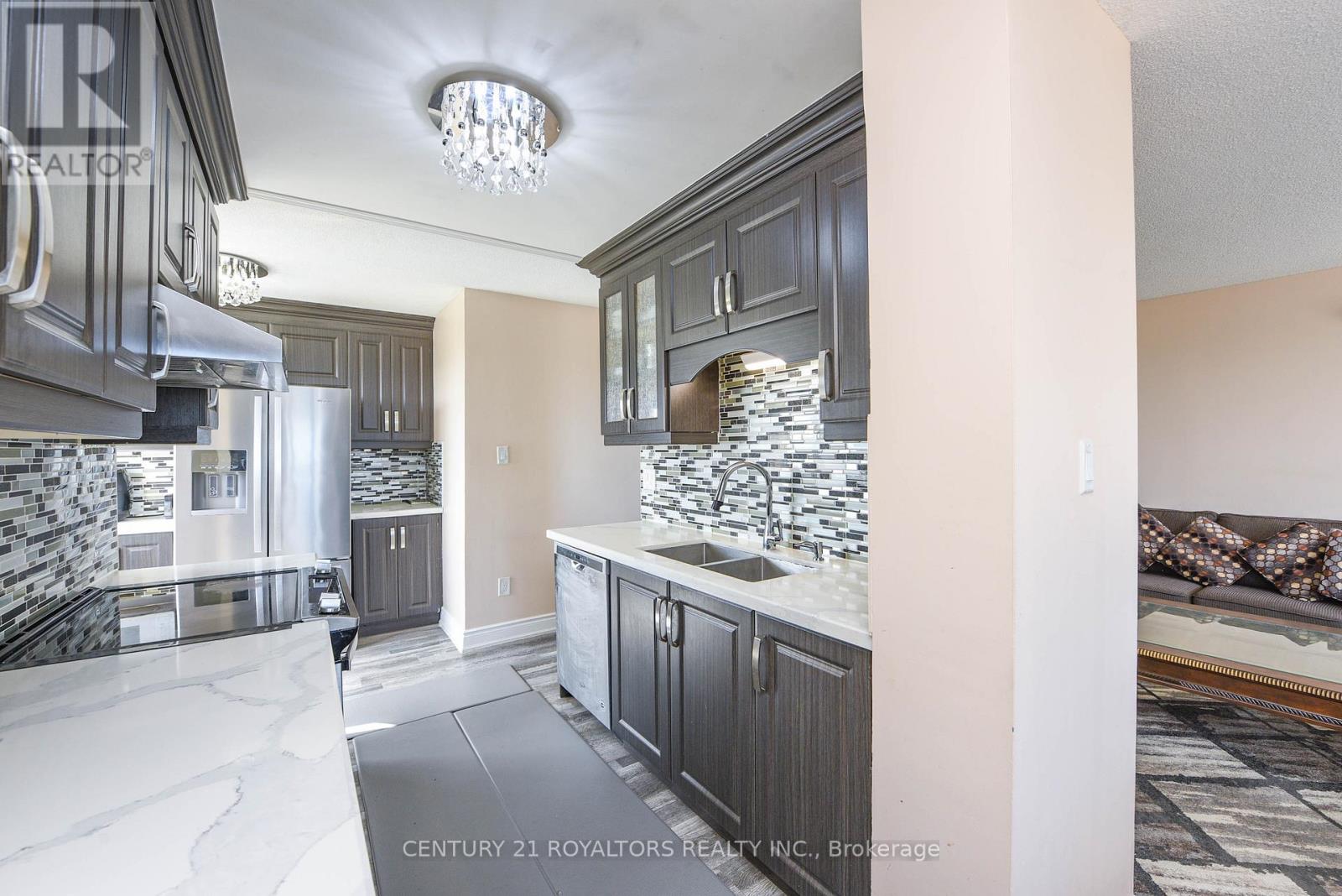 1602 - 30 Malta Avenue, Brampton, Ontario  L6Y 4S5 - Photo 18 - W12429454