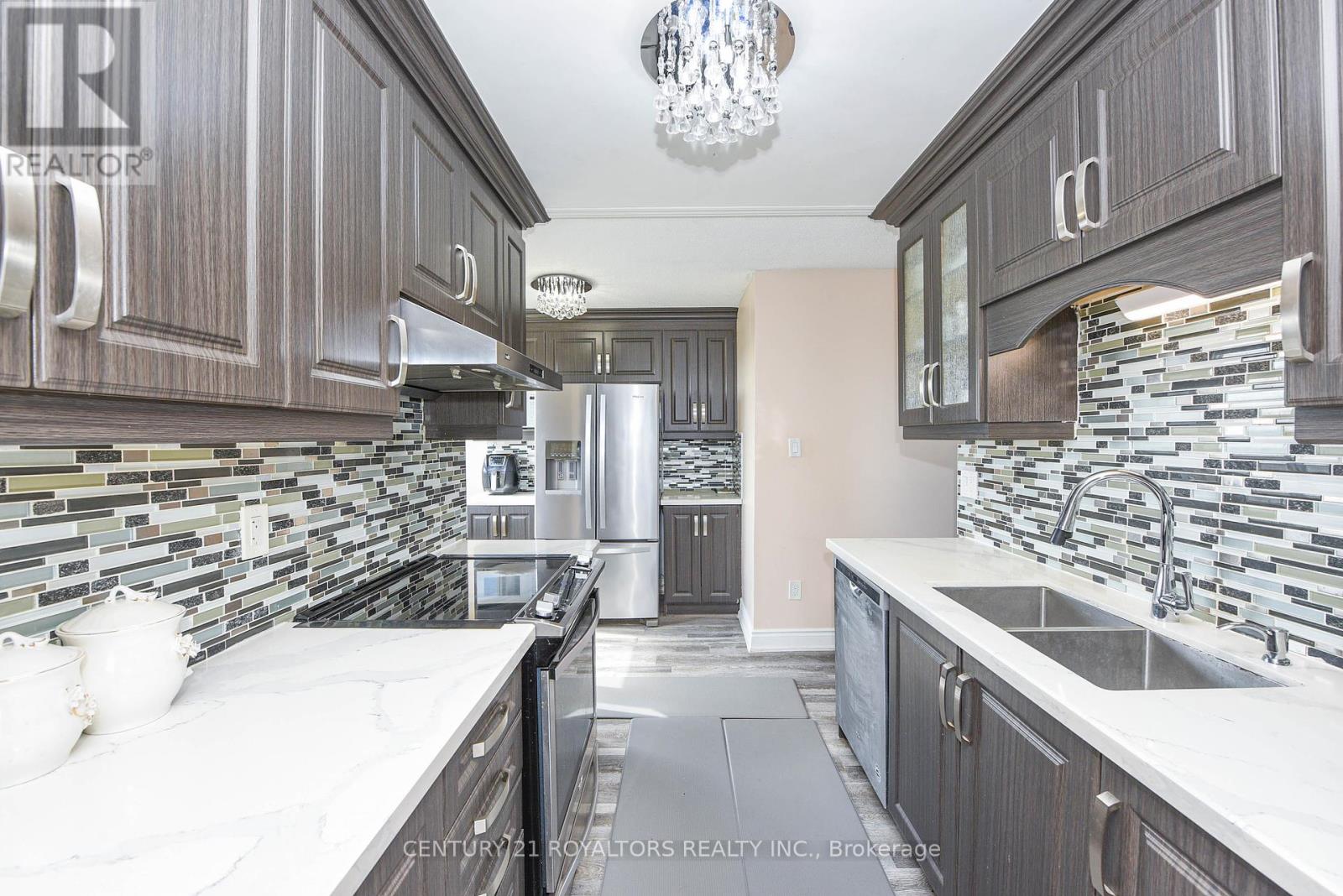 1602 - 30 Malta Avenue, Brampton, Ontario  L6Y 4S5 - Photo 19 - W12429454