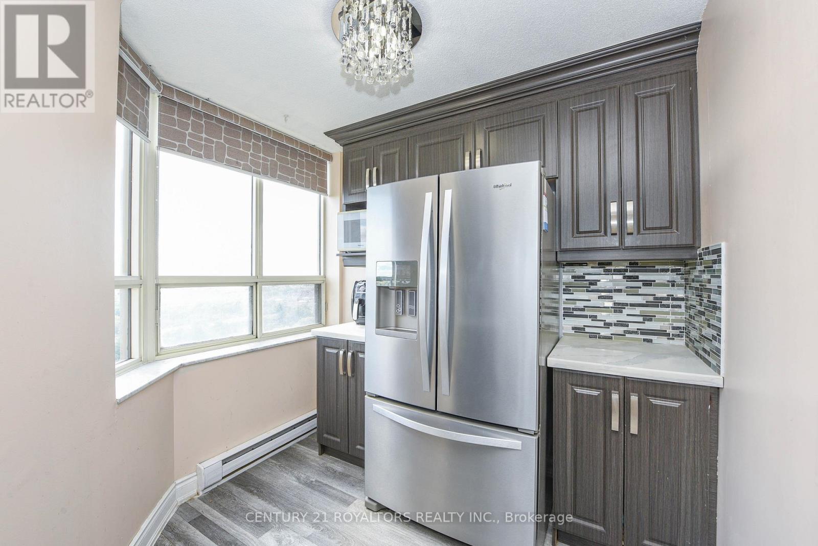1602 - 30 Malta Avenue, Brampton, Ontario  L6Y 4S5 - Photo 20 - W12429454