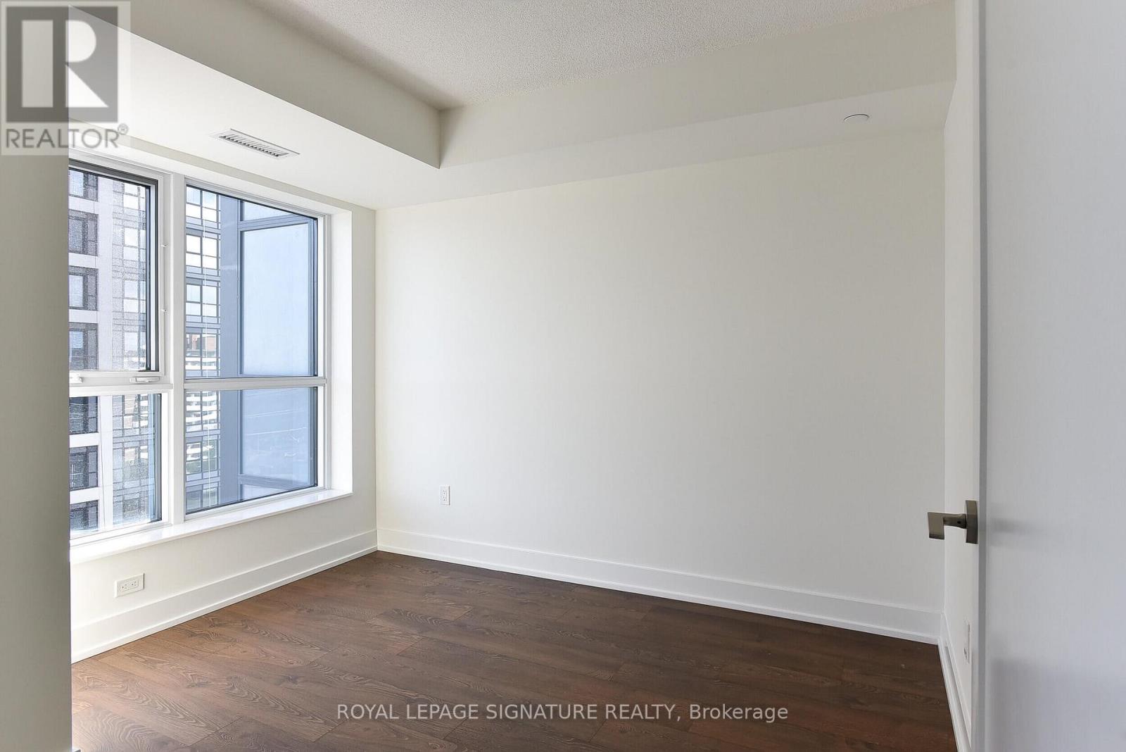 901 - 7 Mabelle Avenue, Toronto, Ontario  M9A 0C9 - Photo 13 - W12429456
