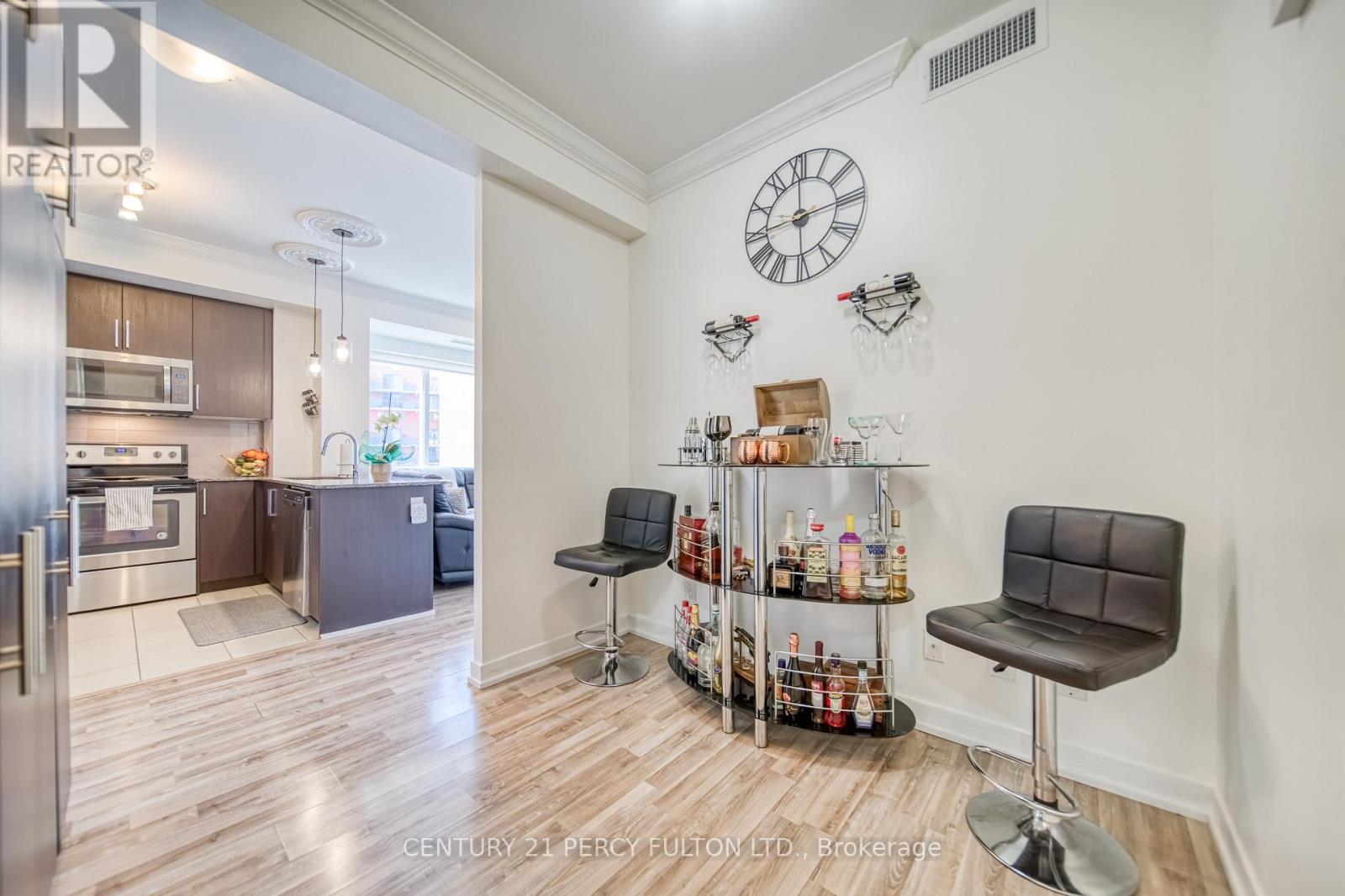 902 - 840 Queens Plate Drive, Toronto, Ontario  M9W 7J9 - Photo 4 - W12429463