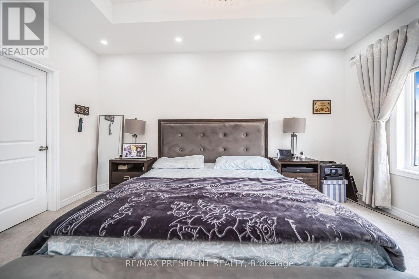 25 Adventura Road, Brampton, Ontario  L7A 5A7 - Photo 24 - W12429498