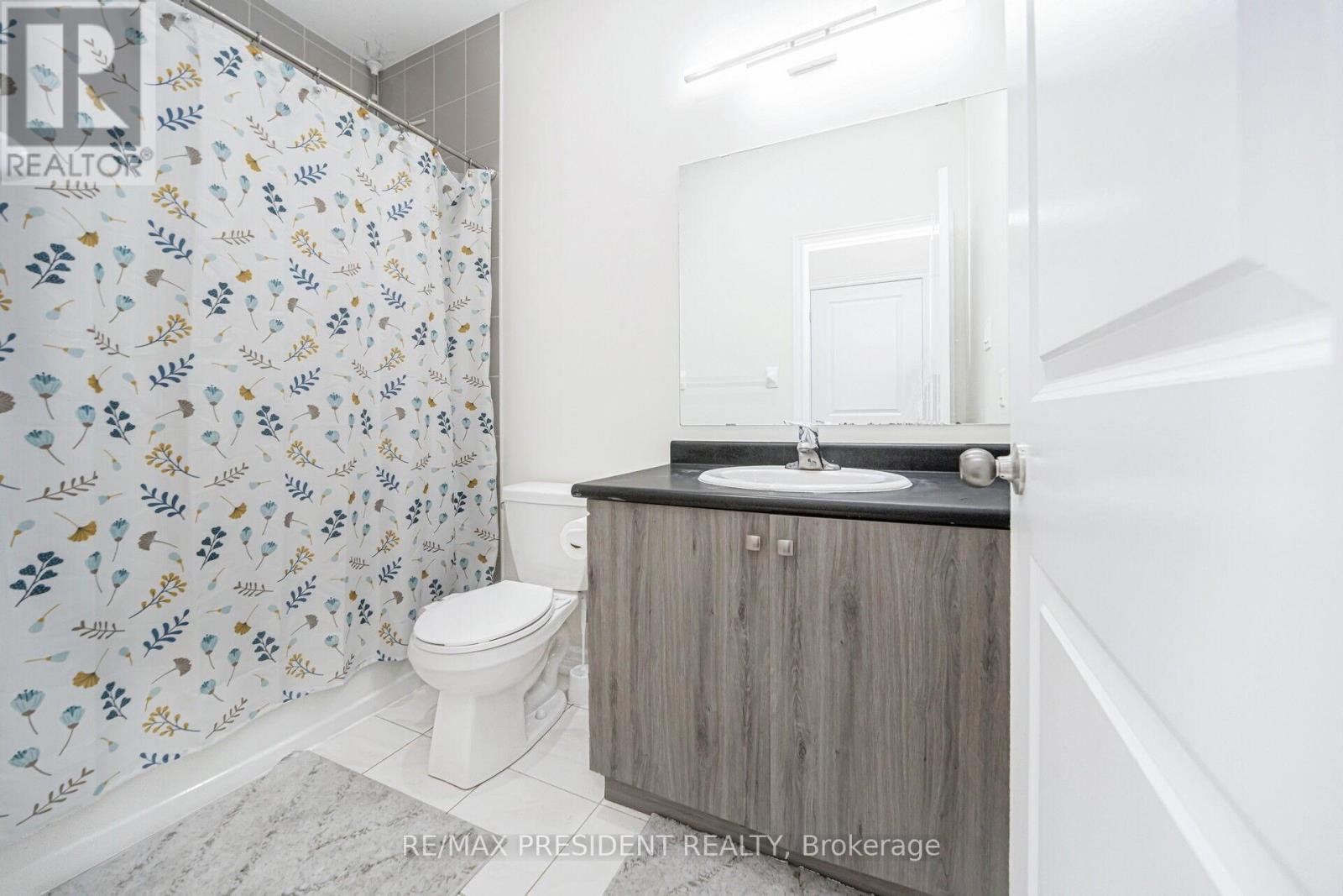 25 Adventura Road, Brampton, Ontario  L7A 5A7 - Photo 31 - W12429498