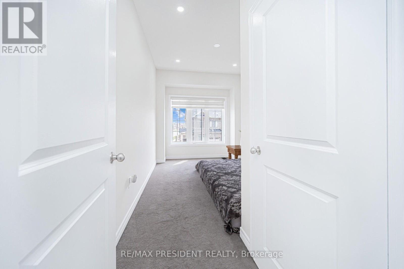 25 Adventura Road, Brampton, Ontario  L7A 5A7 - Photo 33 - W12429498