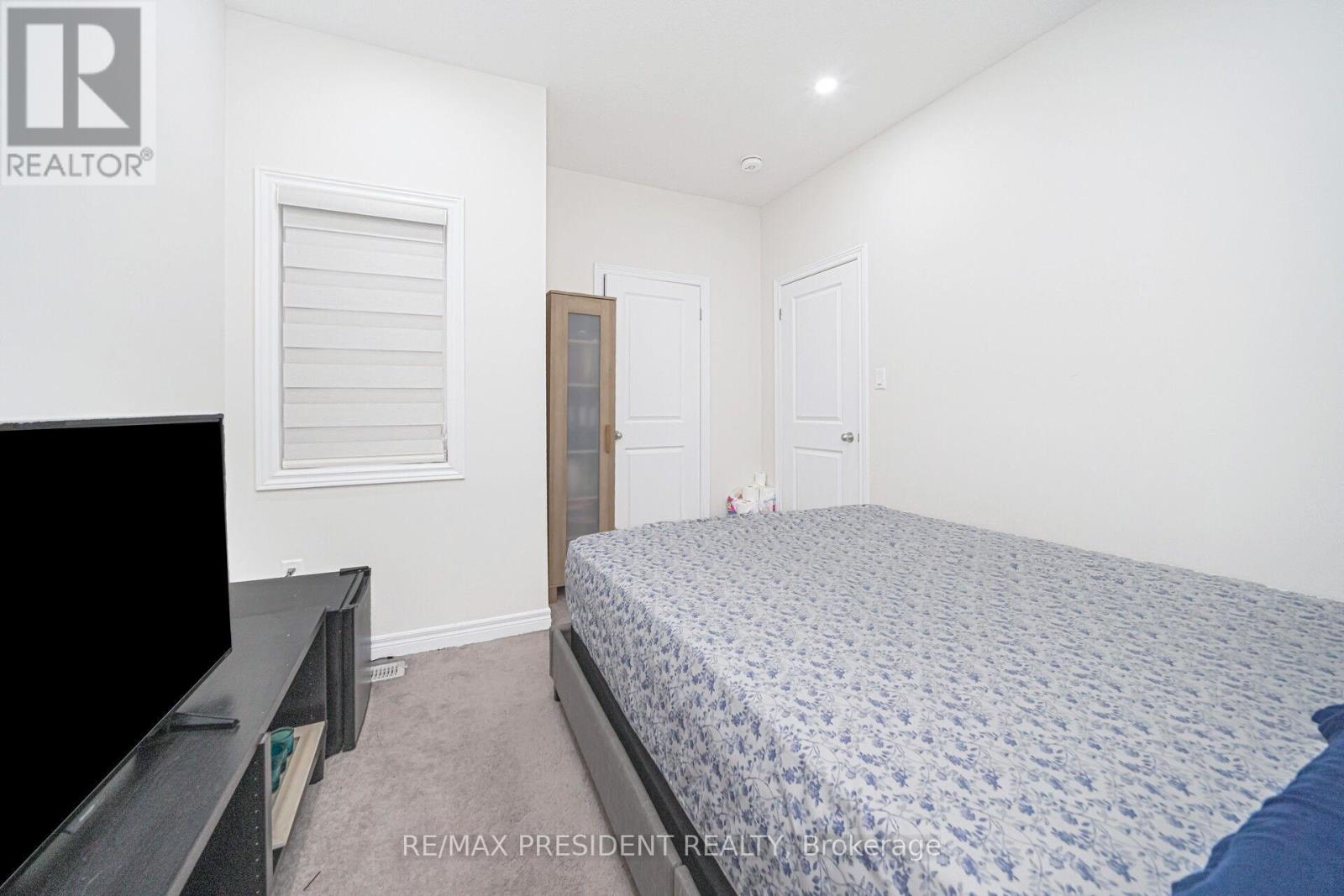 25 Adventura Road, Brampton, Ontario  L7A 5A7 - Photo 40 - W12429498