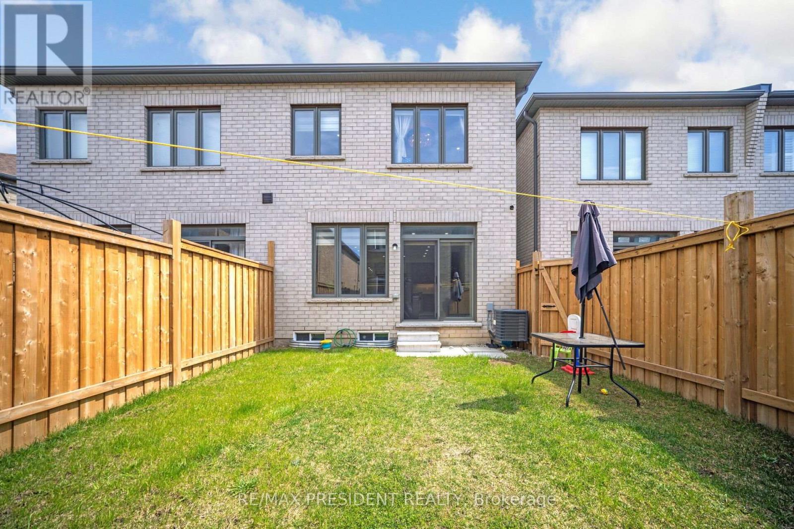25 Adventura Road, Brampton, Ontario  L7A 5A7 - Photo 42 - W12429498