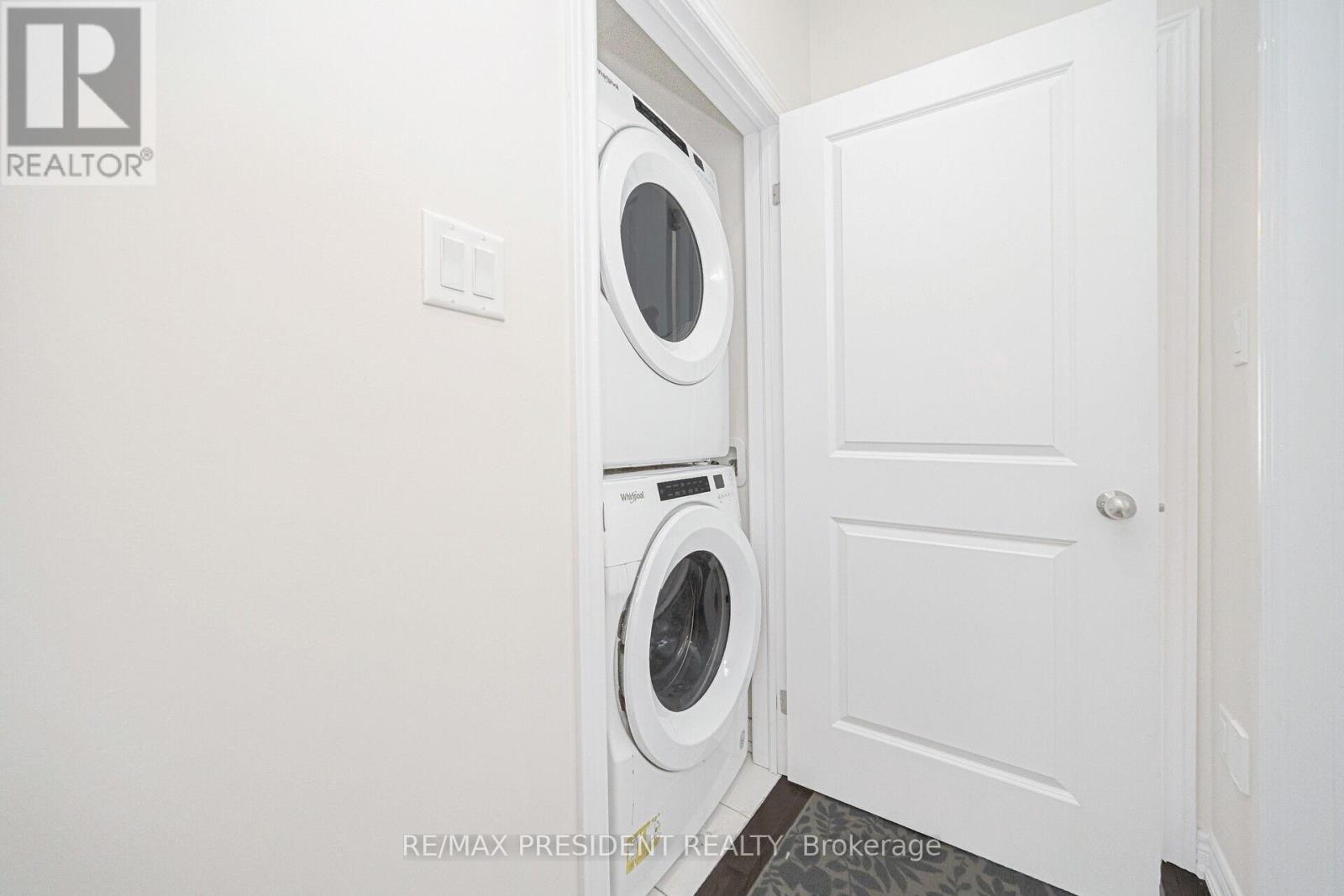 25 Adventura Road, Brampton, Ontario  L7A 5A7 - Photo 8 - W12429498