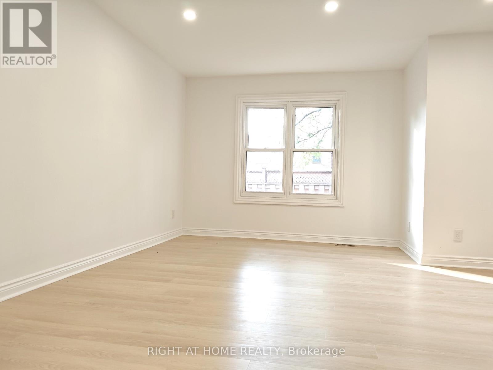 1216 Blackburn Drive, Oakville, Ontario  L6M 2X9 - Photo 16 - W12429510