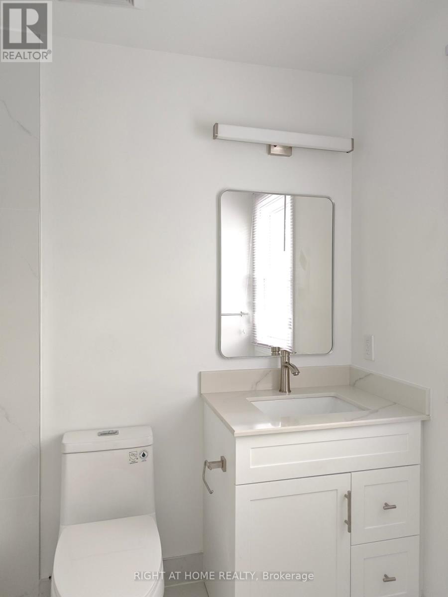 1216 Blackburn Drive, Oakville, Ontario  L6M 2X9 - Photo 22 - W12429510