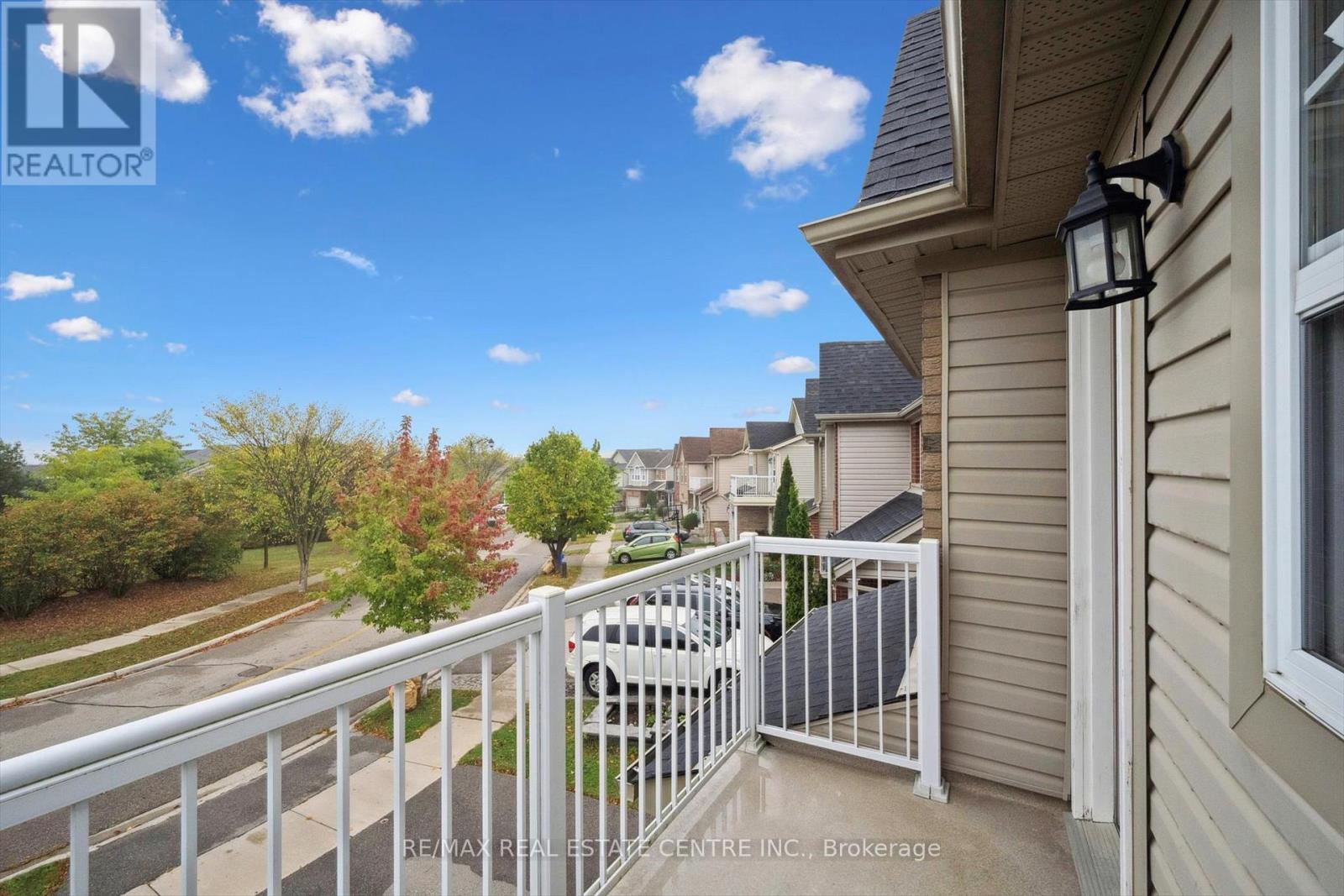 394 Sauve Crescent, Waterloo, Ontario  N2T 2Y9 - Photo 24 - X12429466