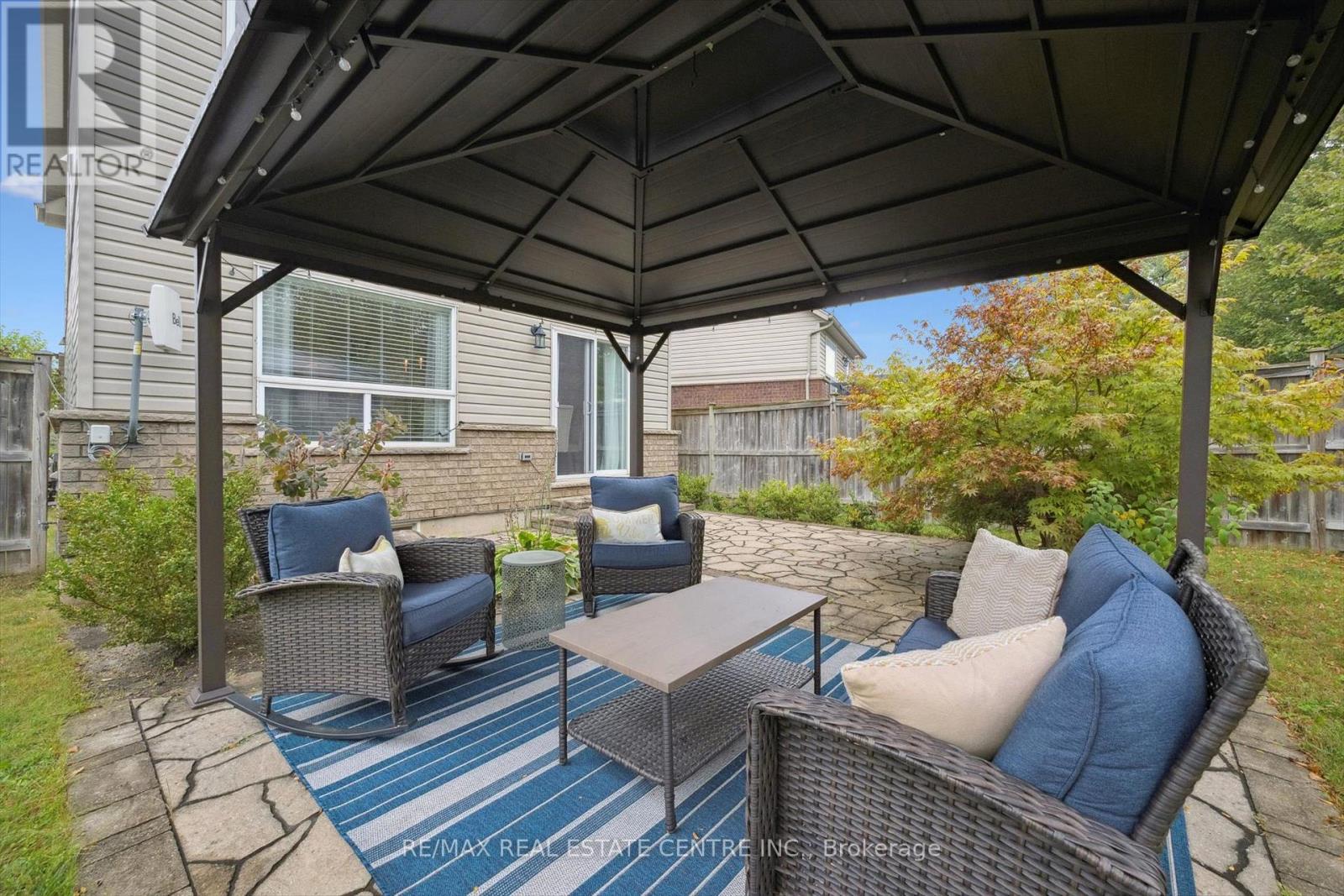 394 Sauve Crescent, Waterloo, Ontario  N2T 2Y9 - Photo 27 - X12429466