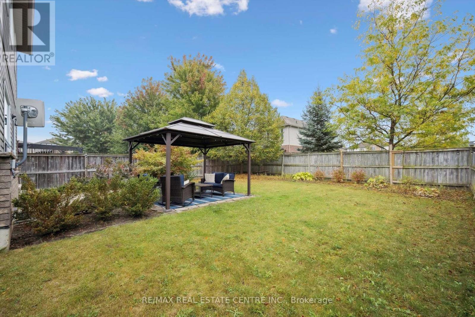 394 Sauve Crescent, Waterloo, Ontario  N2T 2Y9 - Photo 30 - X12429466