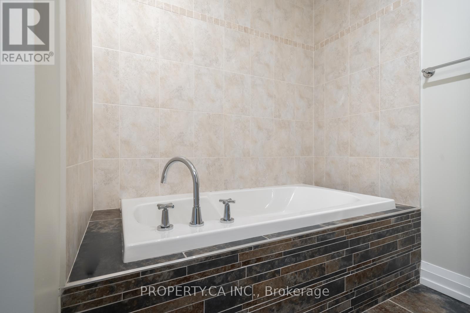 2 - 473 Dupont Street, Toronto, Ontario  M6G 1Y6 - Photo 30 - C12429532
