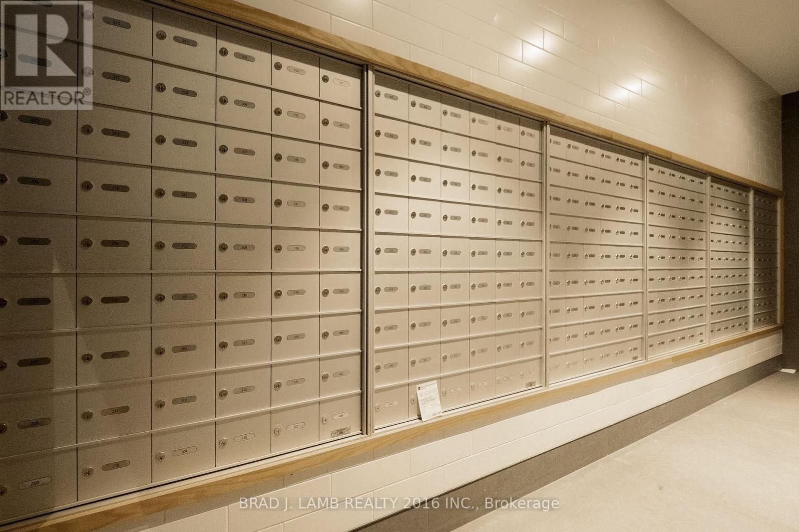 1011 - 195 Mccaul Street, Toronto, Ontario  M5T 0E5 - Photo 46 - C12429602