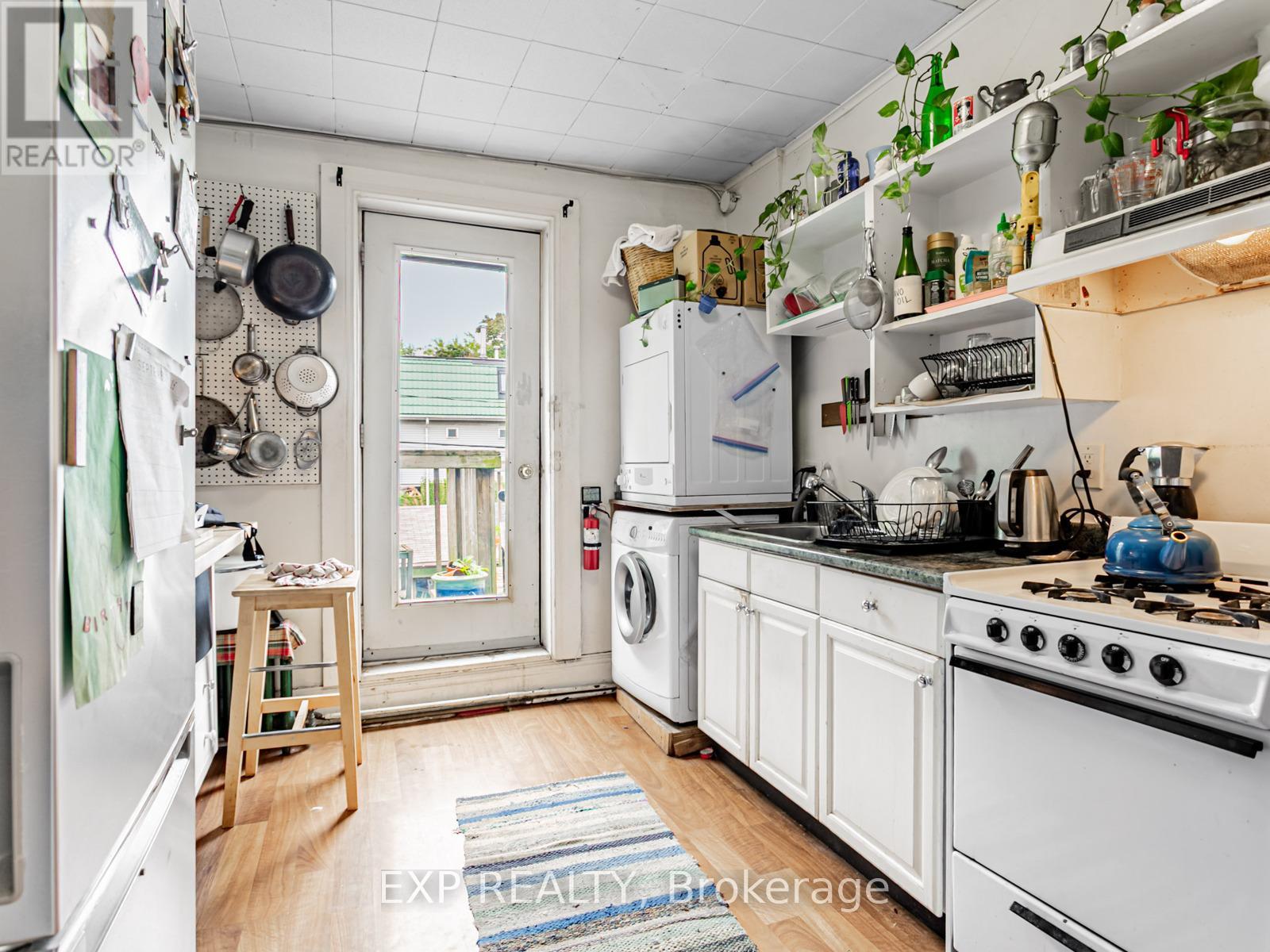 235 Grace Street, Toronto, Ontario  M6G 3A7 - Photo 24 - C12429617