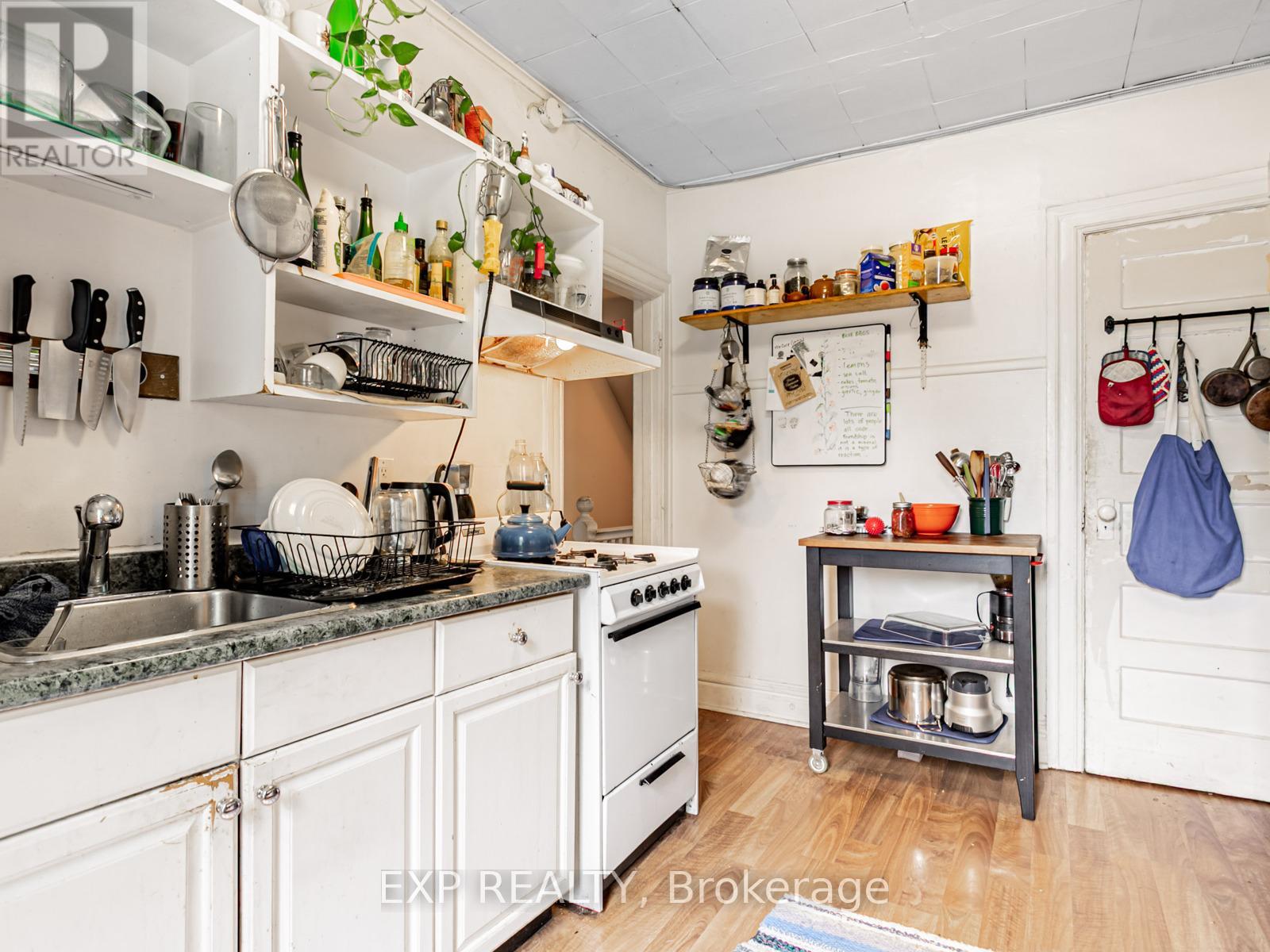 235 Grace Street, Toronto, Ontario  M6G 3A7 - Photo 25 - C12429617