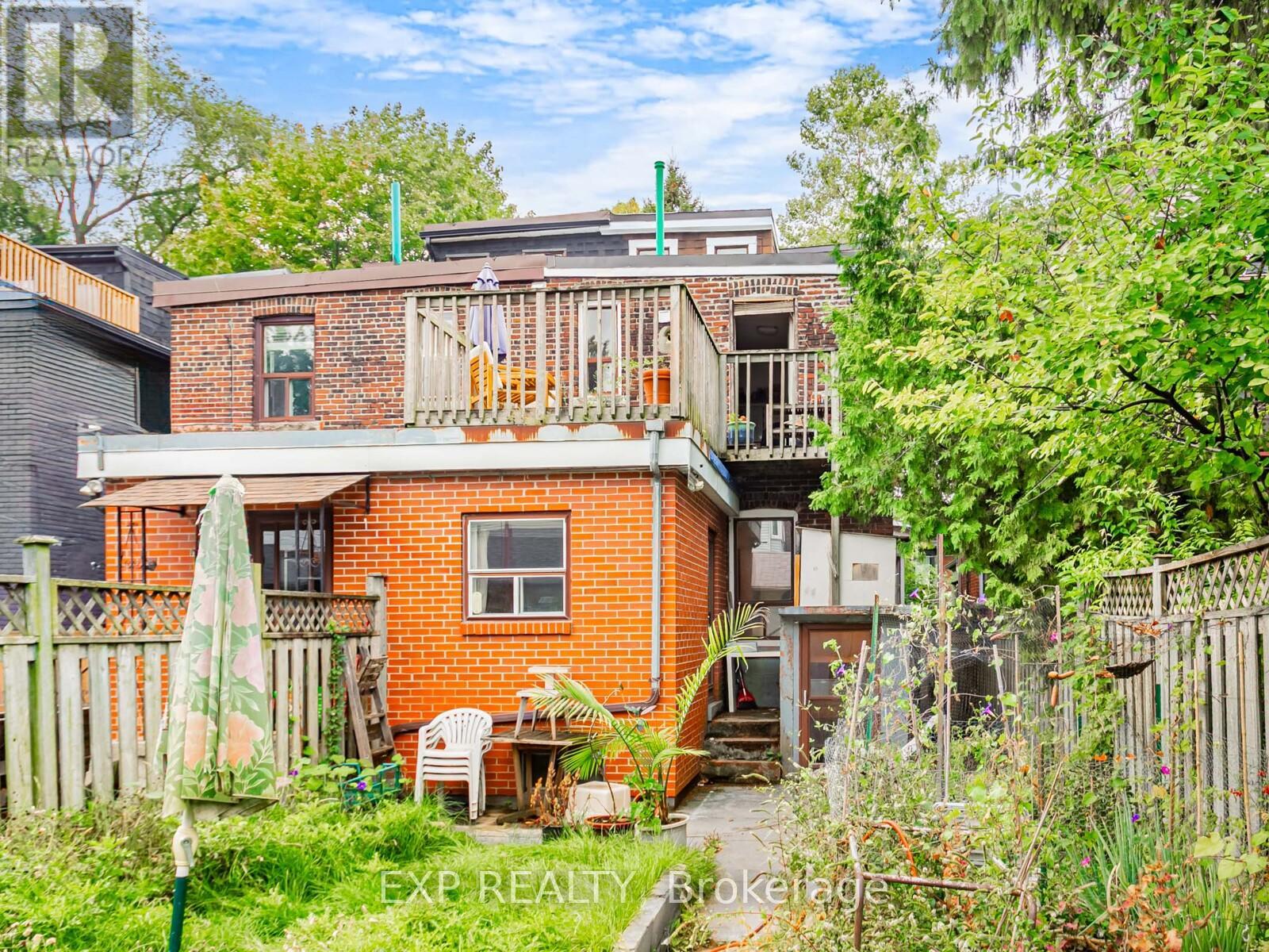 235 Grace Street, Toronto, Ontario  M6G 3A7 - Photo 33 - C12429617