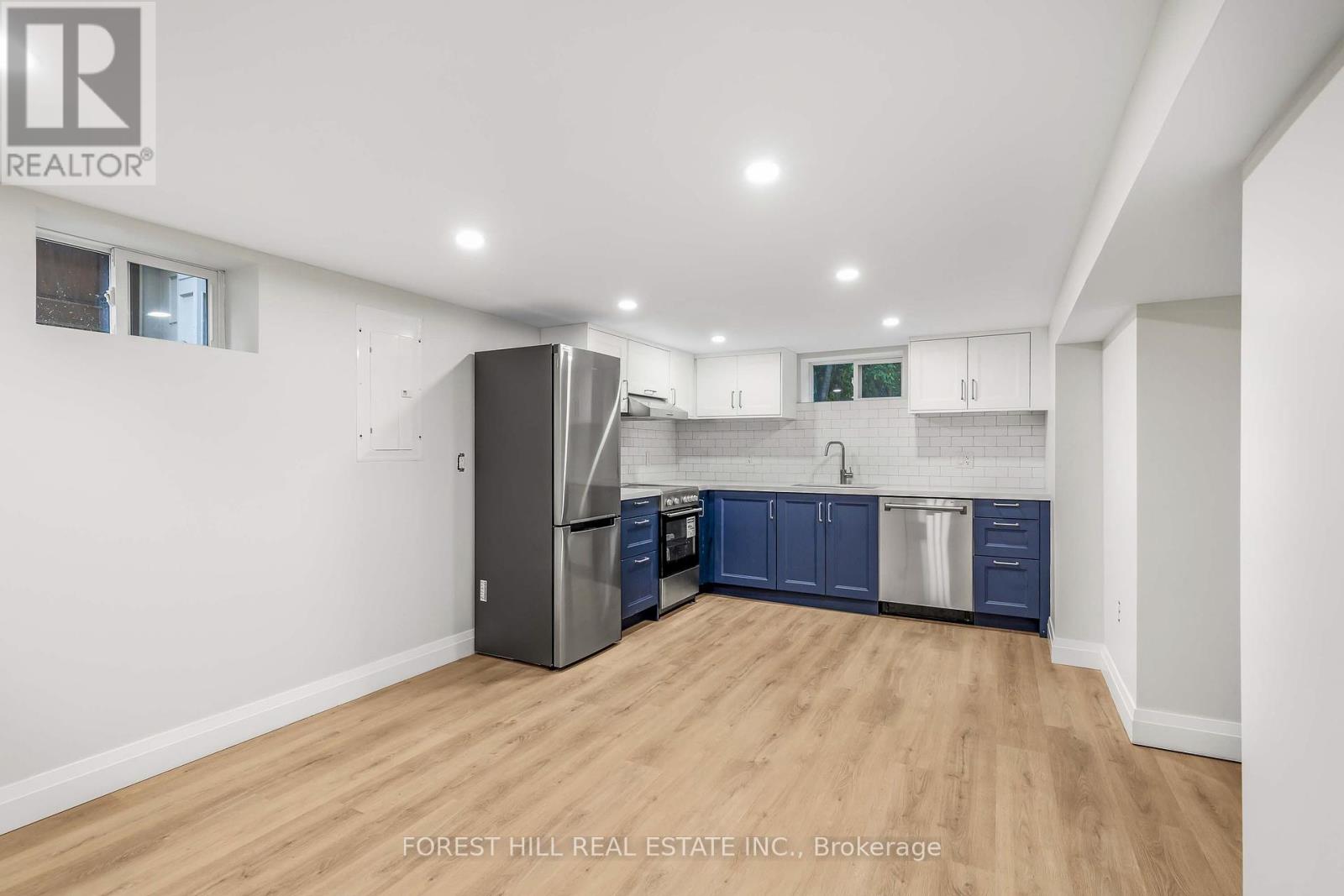 Lower - 116 Manor Road E, Toronto, Ontario  M4S 1P8 - Photo 5 - C12429654