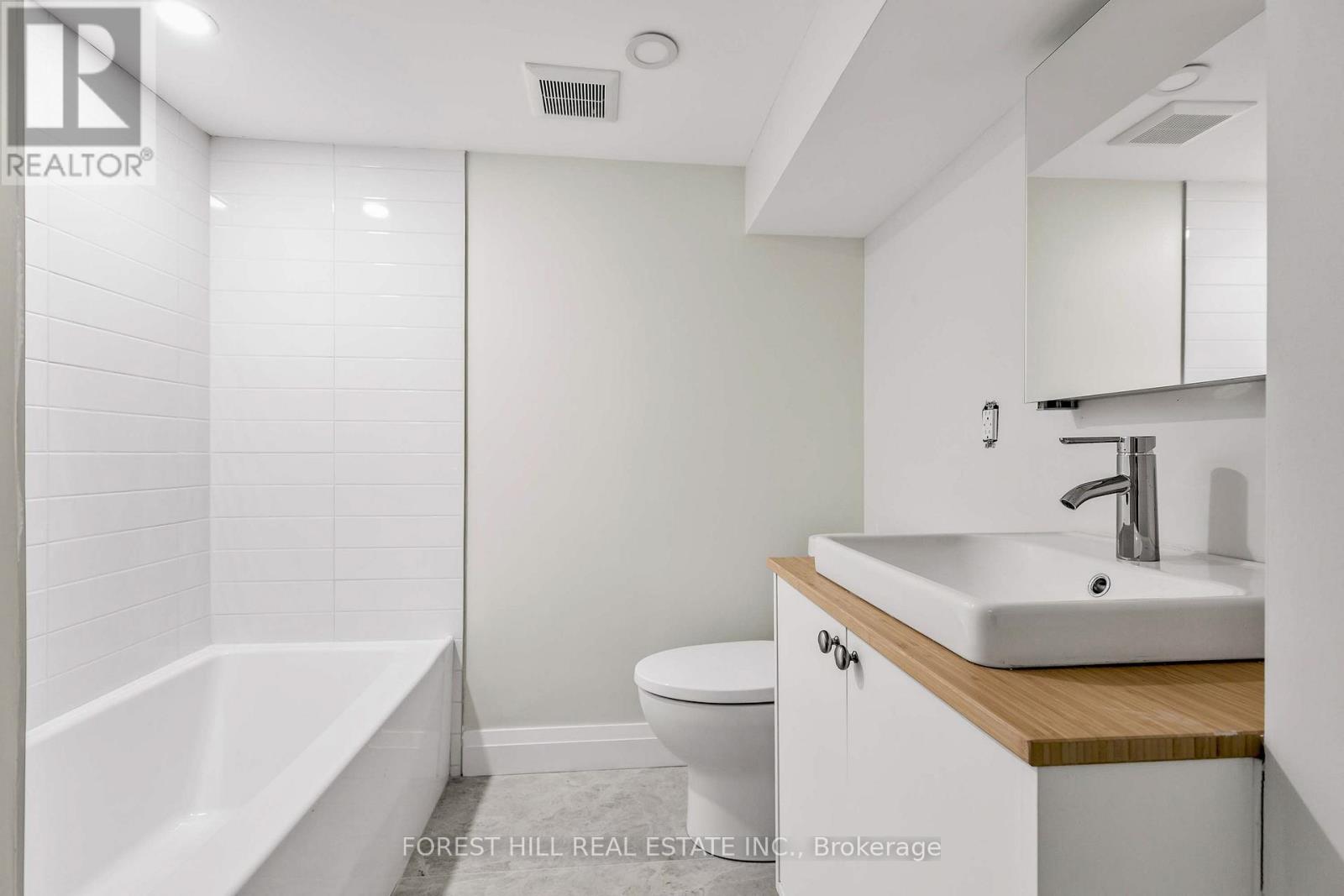 Lower - 116 Manor Road E, Toronto, Ontario  M4S 1P8 - Photo 9 - C12429654