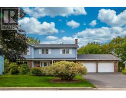 10 Parkvale Crescent, Bedford, Ca