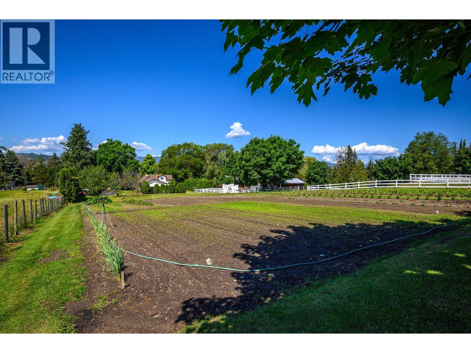 6775 L&a Road, Vernon, British Columbia  V1B 3T1 - Photo 26 - 10336599