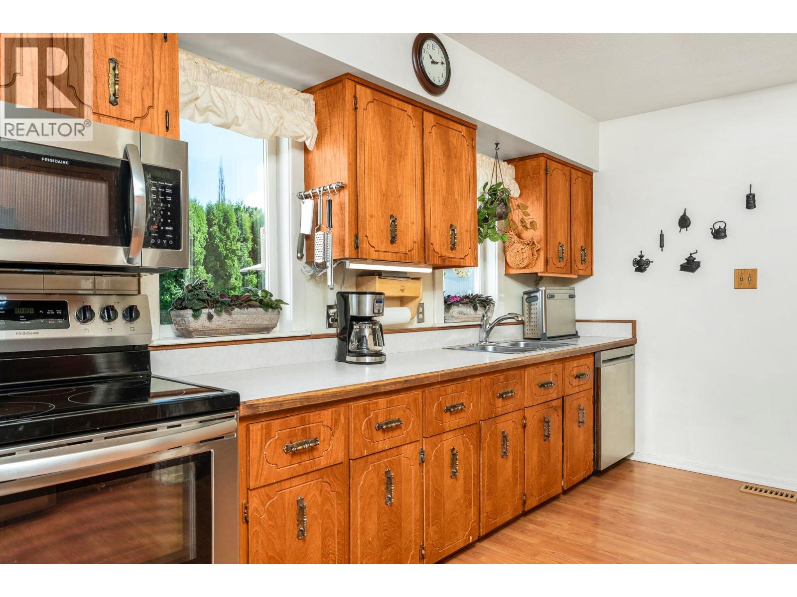 6775 L&a Road, Vernon, British Columbia  V1B 3T1 - Photo 8 - 10336599