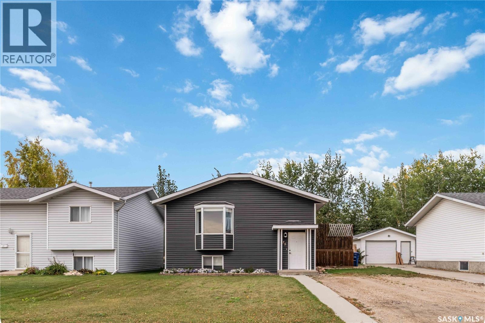 75 3rd Street, Humboldt, Saskatchewan  S0K 2A0 - Photo 1 - SK019409