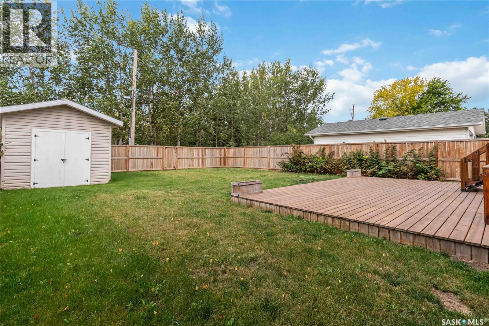 75 3rd Street, Humboldt, Saskatchewan  S0K 2A0 - Photo 30 - SK019409