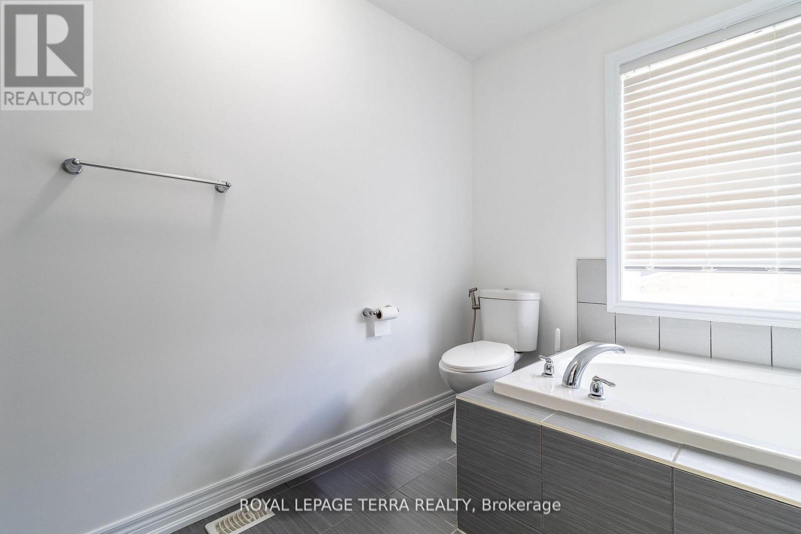 2345 Steeplechase Street, Oshawa, Ontario  L1L 0C1 - Photo 28 - E12429583