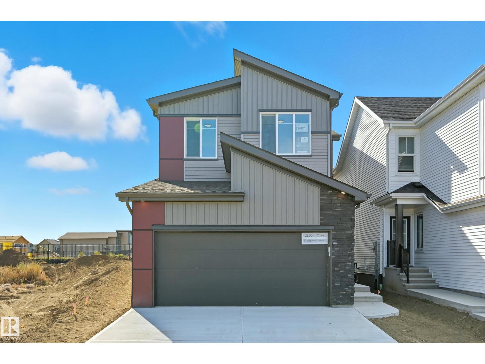 22607 90 AV NW, Edmonton, Alberta