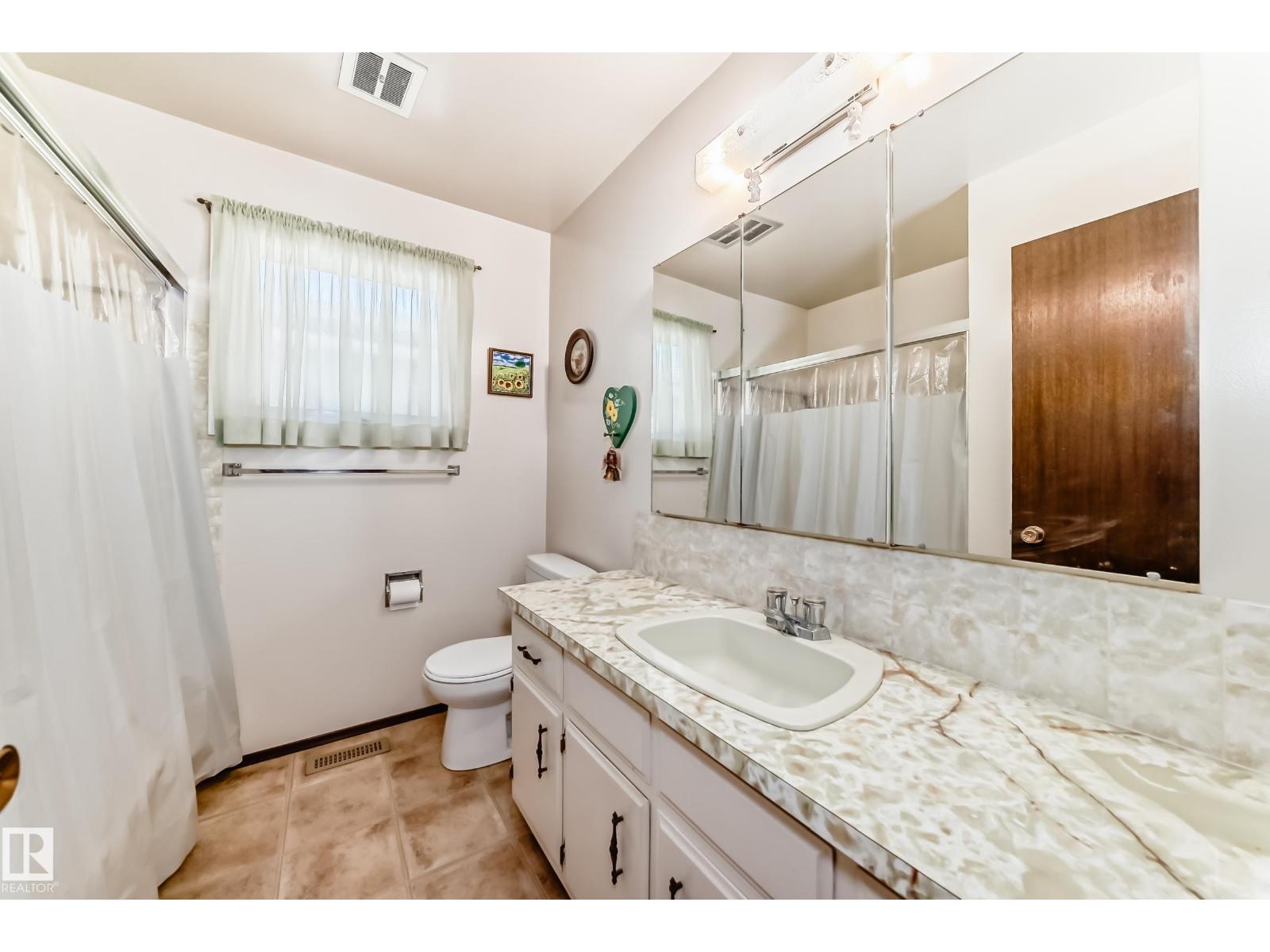 70 Fleetwood Cr, St. Albert, Alberta  T8N 1R5 - Photo 31 - E4459744