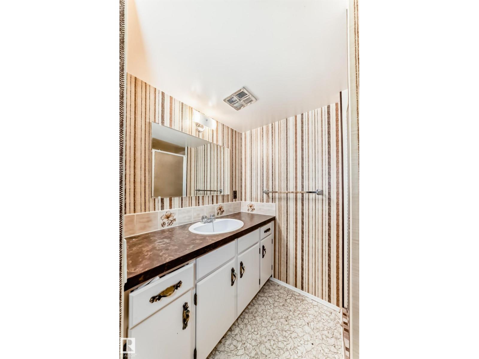 70 Fleetwood Cr, St. Albert, Alberta  T8N 1R5 - Photo 46 - E4459744