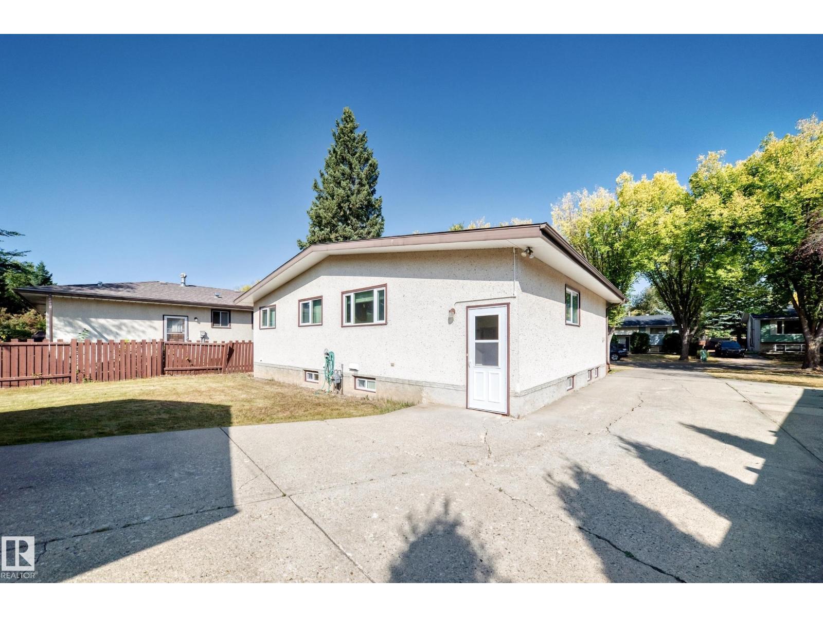 70 Fleetwood Cr, St. Albert, Alberta  T8N 1R5 - Photo 65 - E4459744