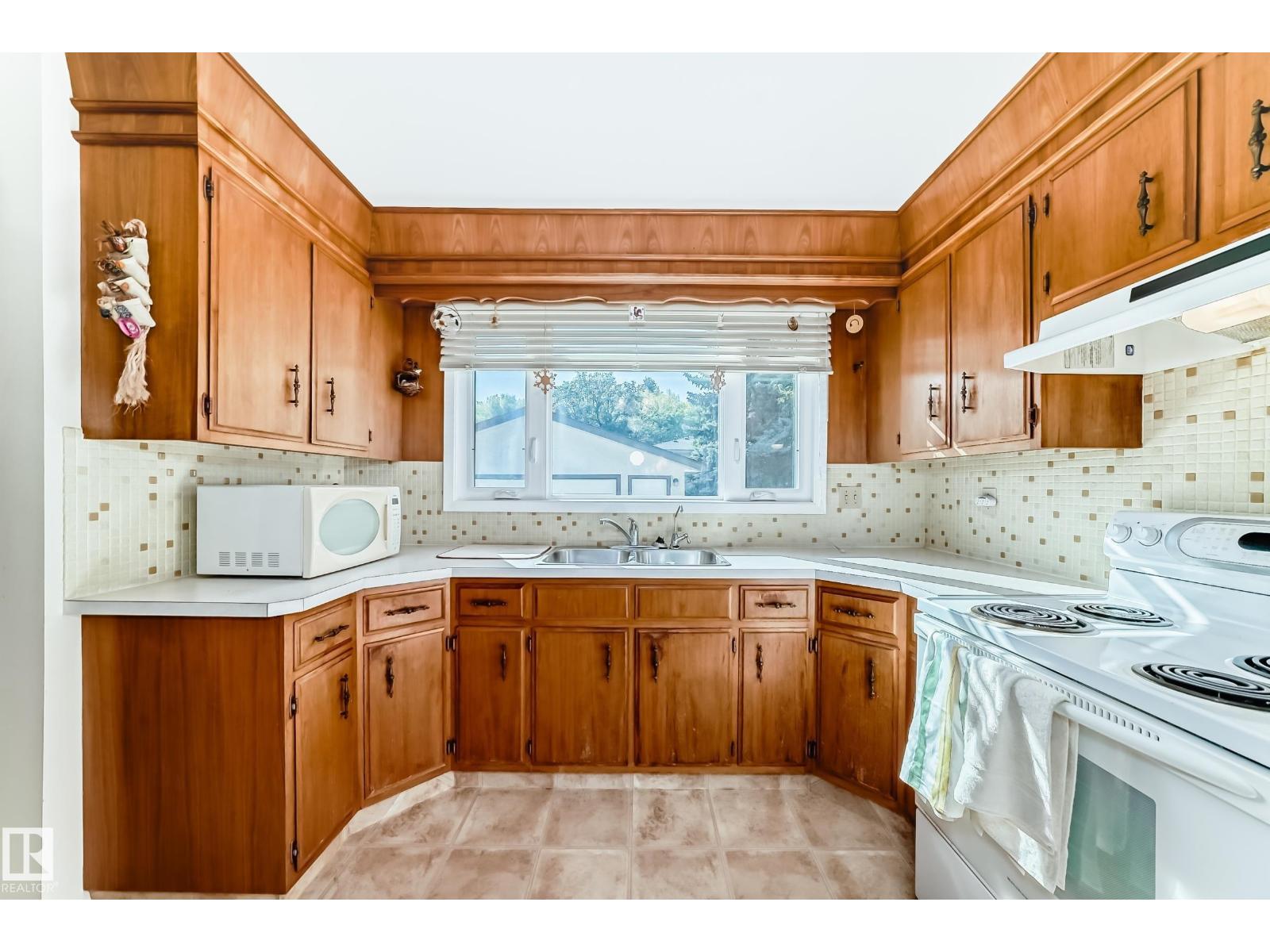 70 Fleetwood Cr, St. Albert, Alberta  T8N 1R5 - Photo 7 - E4459744