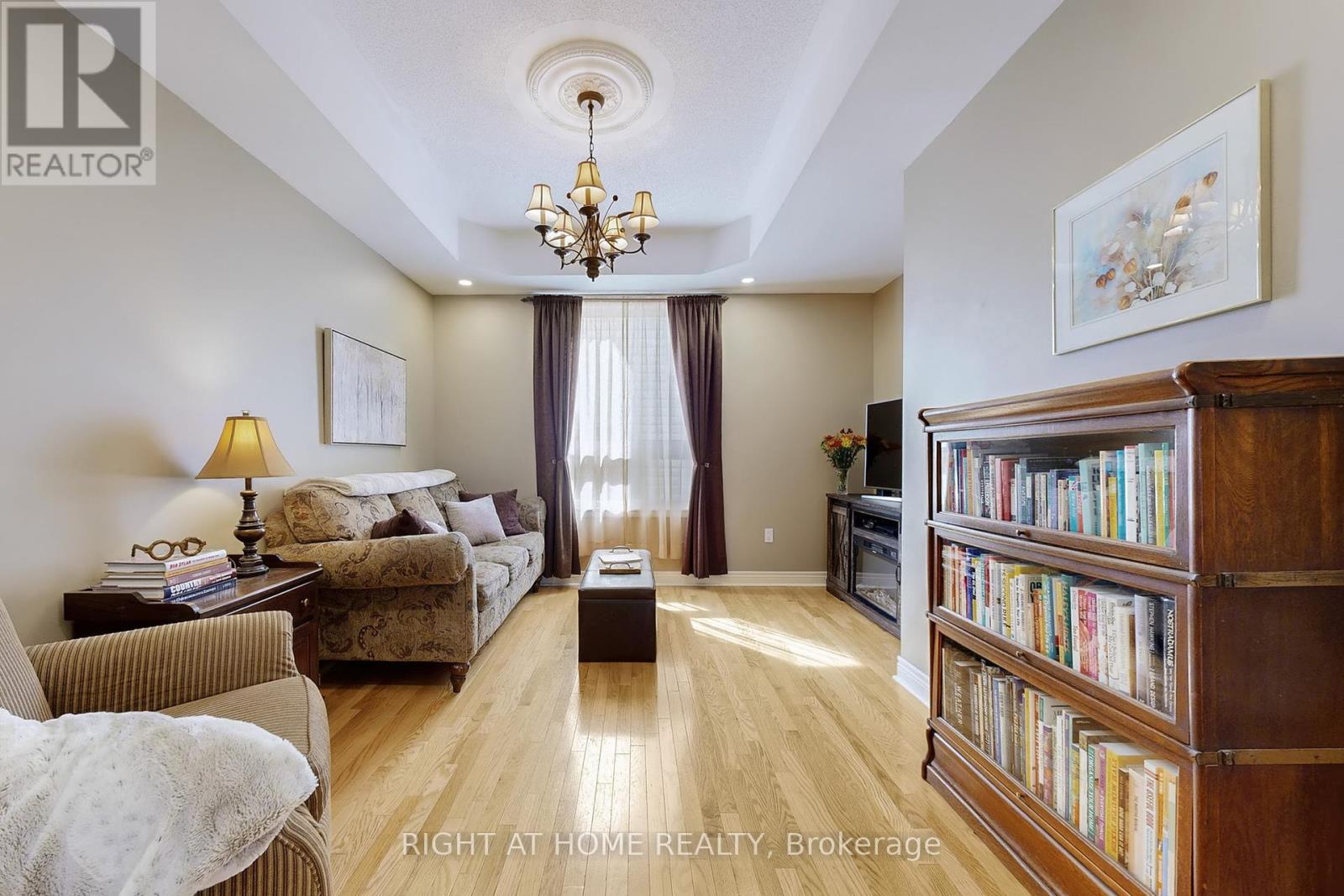 58 Mikayla Crescent, Whitby, Ontario  L1M 2H9 - Photo 13 - E12429525