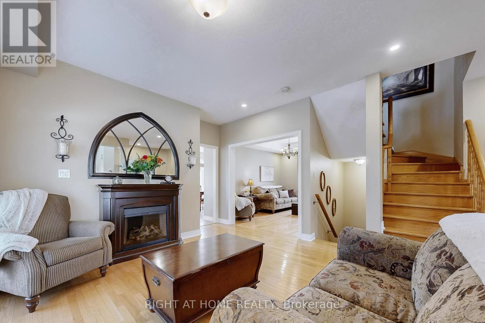 58 Mikayla Crescent, Whitby, Ontario  L1M 2H9 - Photo 12 - E12429525