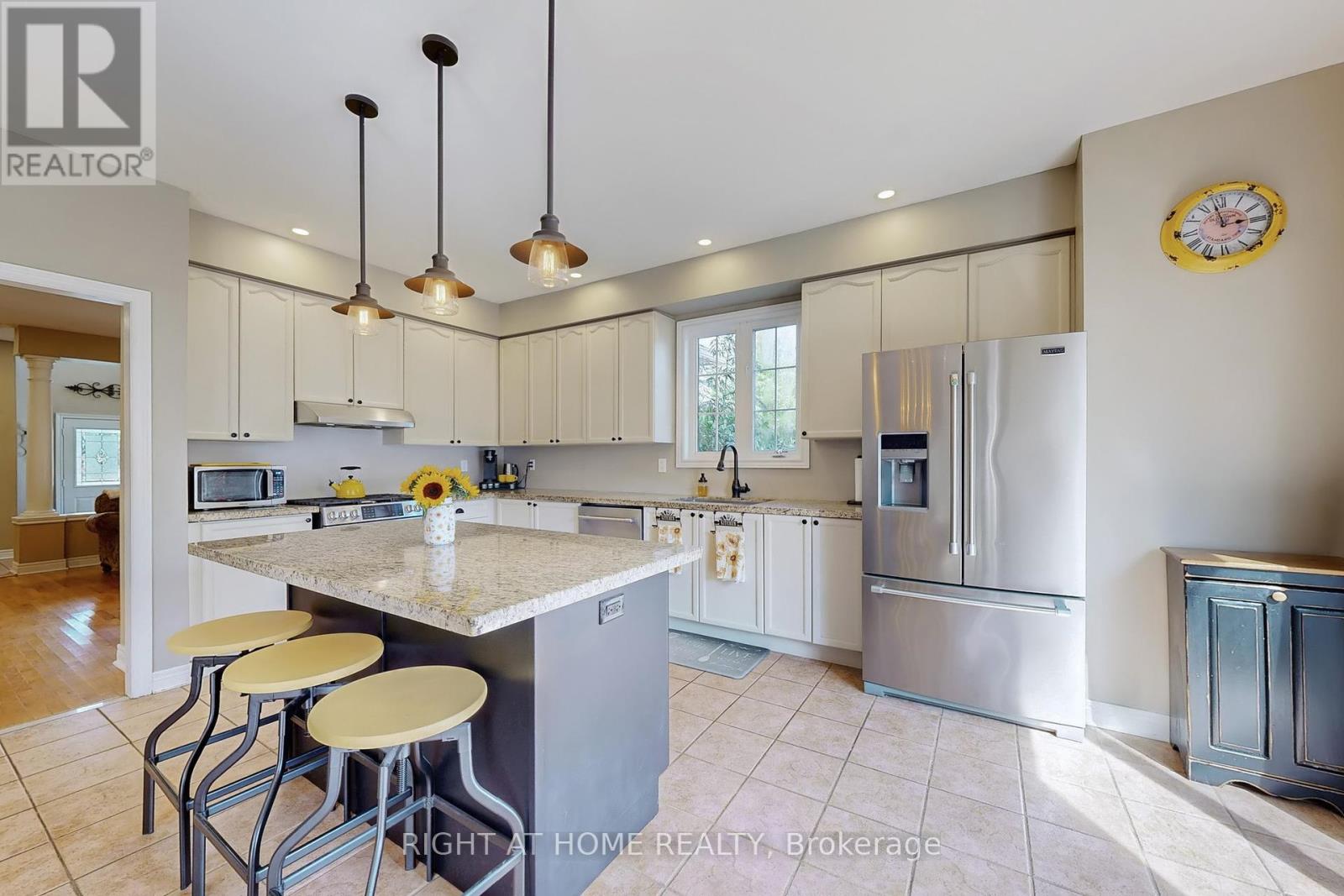 58 Mikayla Crescent, Whitby, Ontario  L1M 2H9 - Photo 16 - E12429525