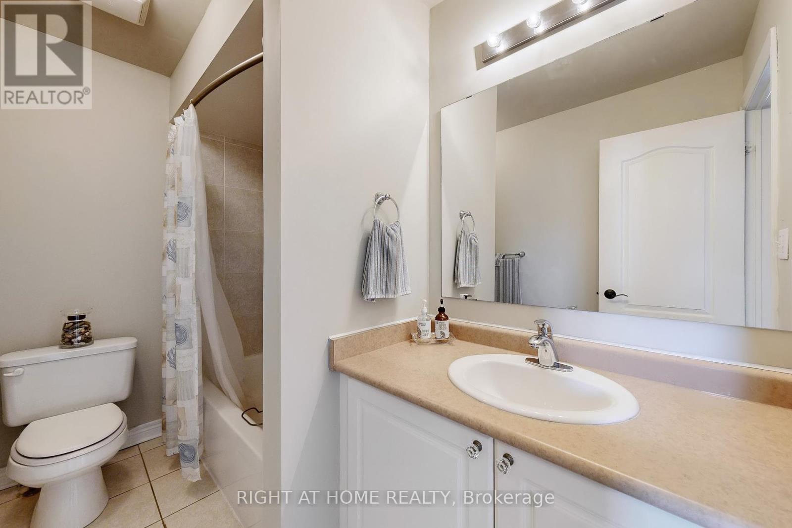 58 Mikayla Crescent, Whitby, Ontario  L1M 2H9 - Photo 37 - E12429525
