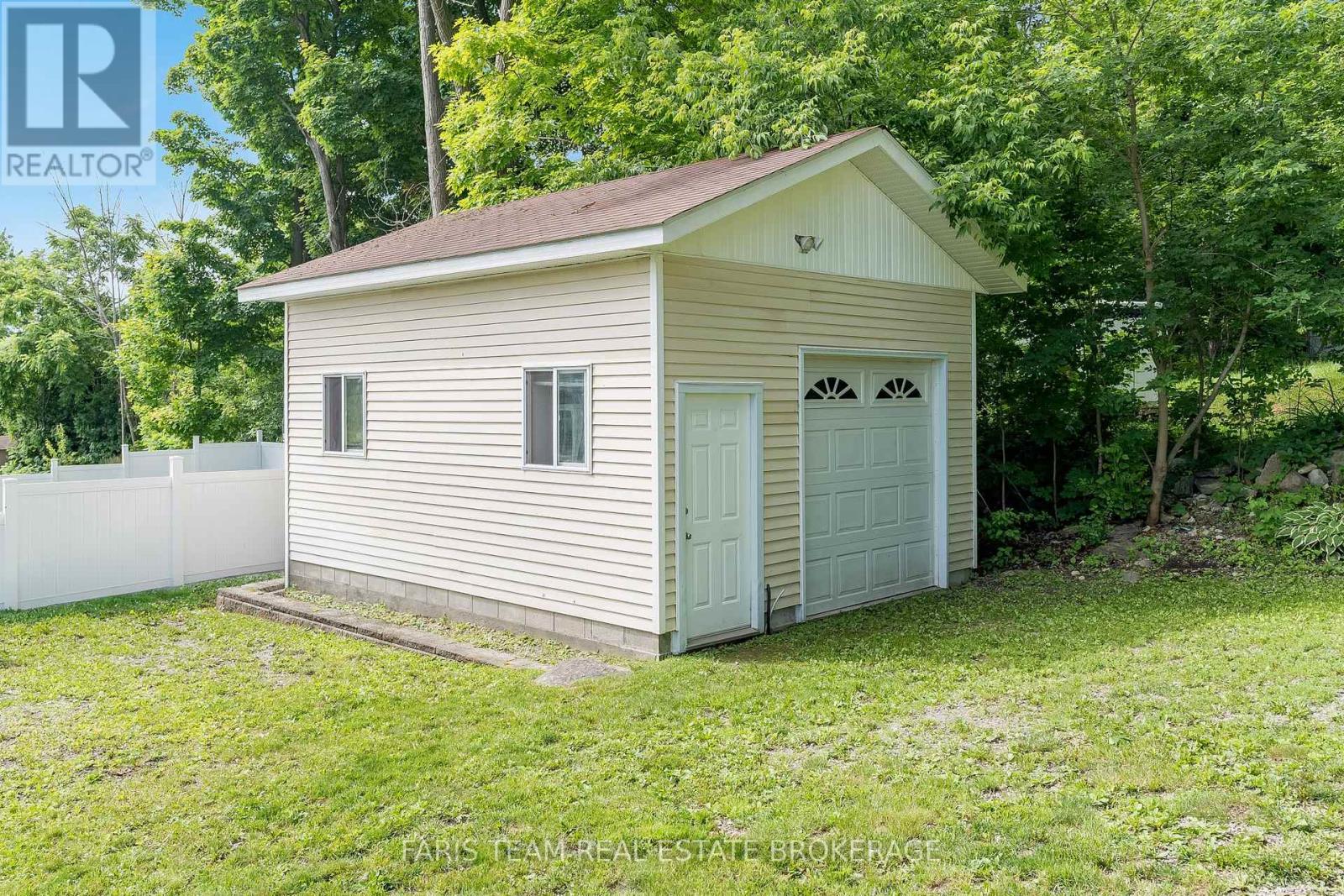 427 Ann Street, Tay, Ontario  L0K 1R0 - Photo 42 - S12428076