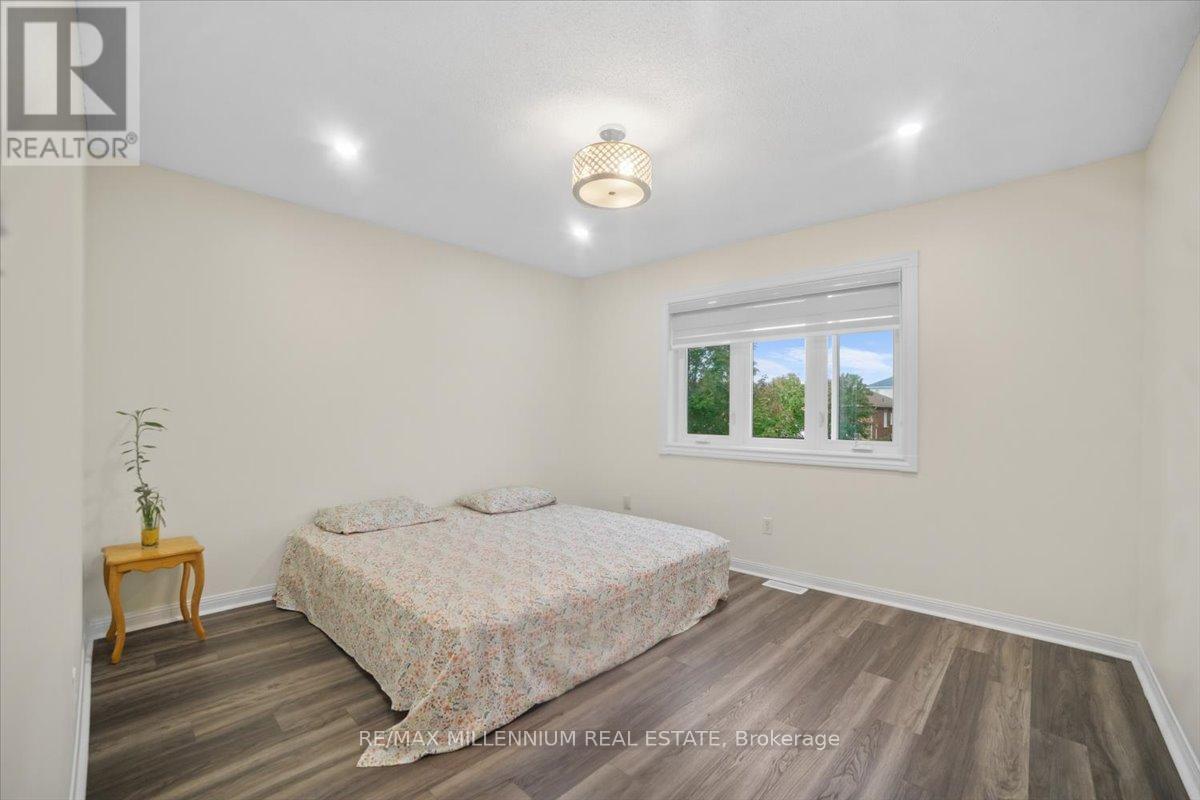 83 Smith Street, Bradford West Gwillimbury, Ontario  L3Z 3E3 - Photo 21 - N12429552