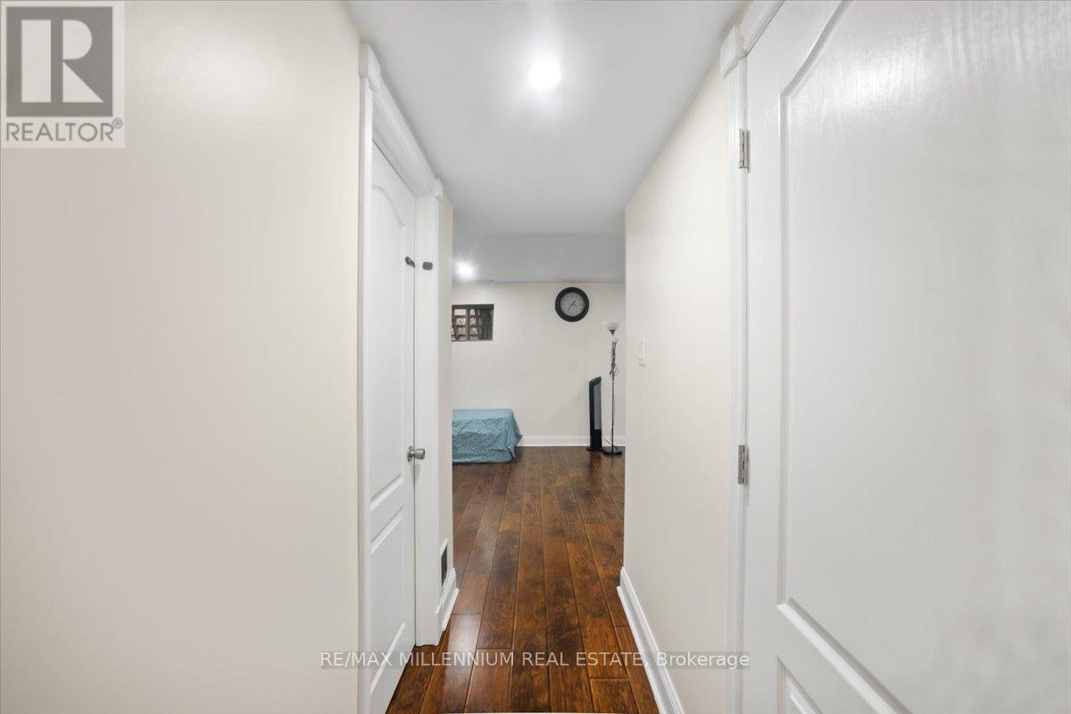83 Smith Street, Bradford West Gwillimbury, Ontario  L3Z 3E3 - Photo 37 - N12429552