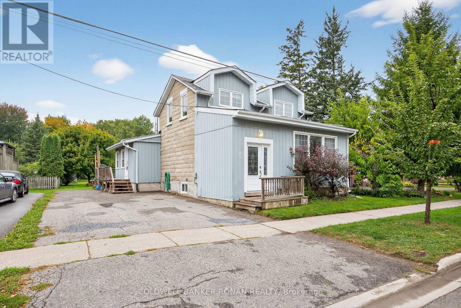 120 Patterson Street, New Tecumseth, Ontario  L0G 1A0 - Photo 2 - N12429561
